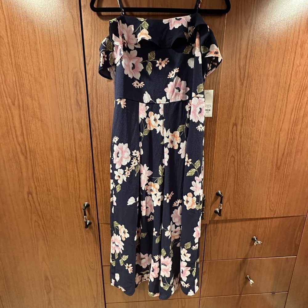Trixxi Francesca’s Floral Jumpsuit Size Large Spring Summer Casual Ruffle Front